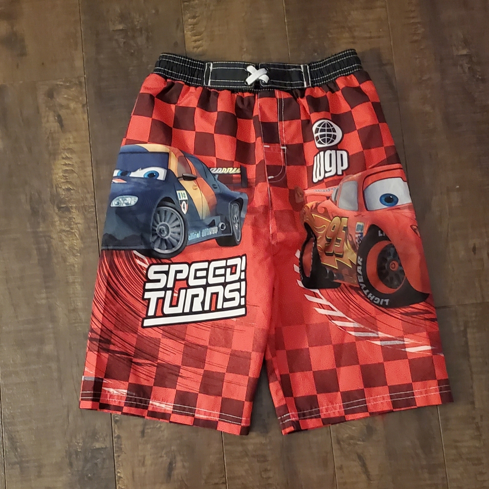 Disney boys Cars Red Checkered Kids Swimsuit Size 6 EUC